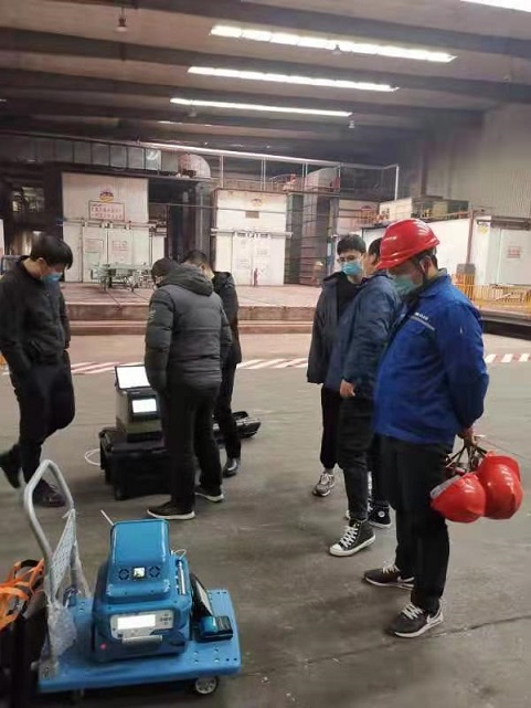 PF-300便攜式非甲烷總烴測(cè)試儀與譜育儀器進(jìn)行現(xiàn)場(chǎng)比對(duì)